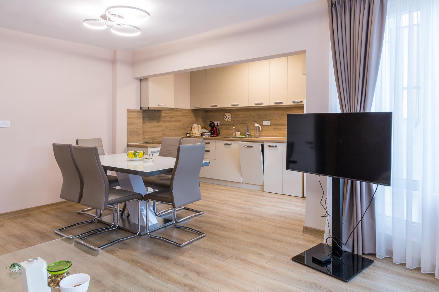 Comfy Home In The Heart Of Бургас Екстериор снимка